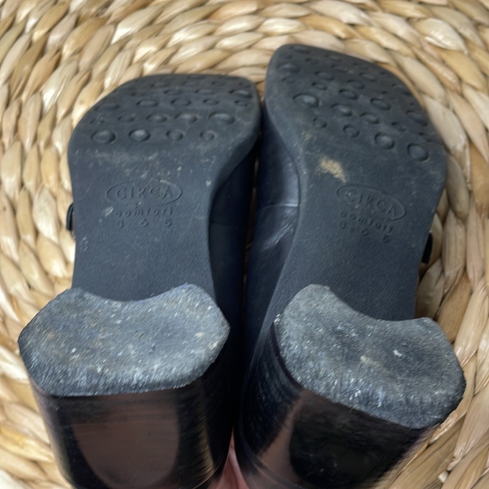 Joan & David Circa comfort 365 lower block heel - Picture 6 of 7